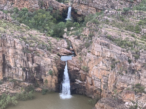 Cascading waterfall: close-up